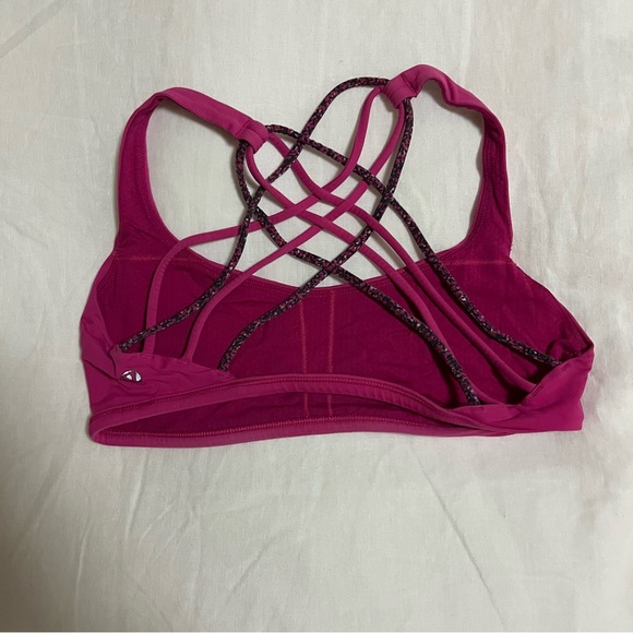 Lululemon free to be bra - Picture 4 of 4